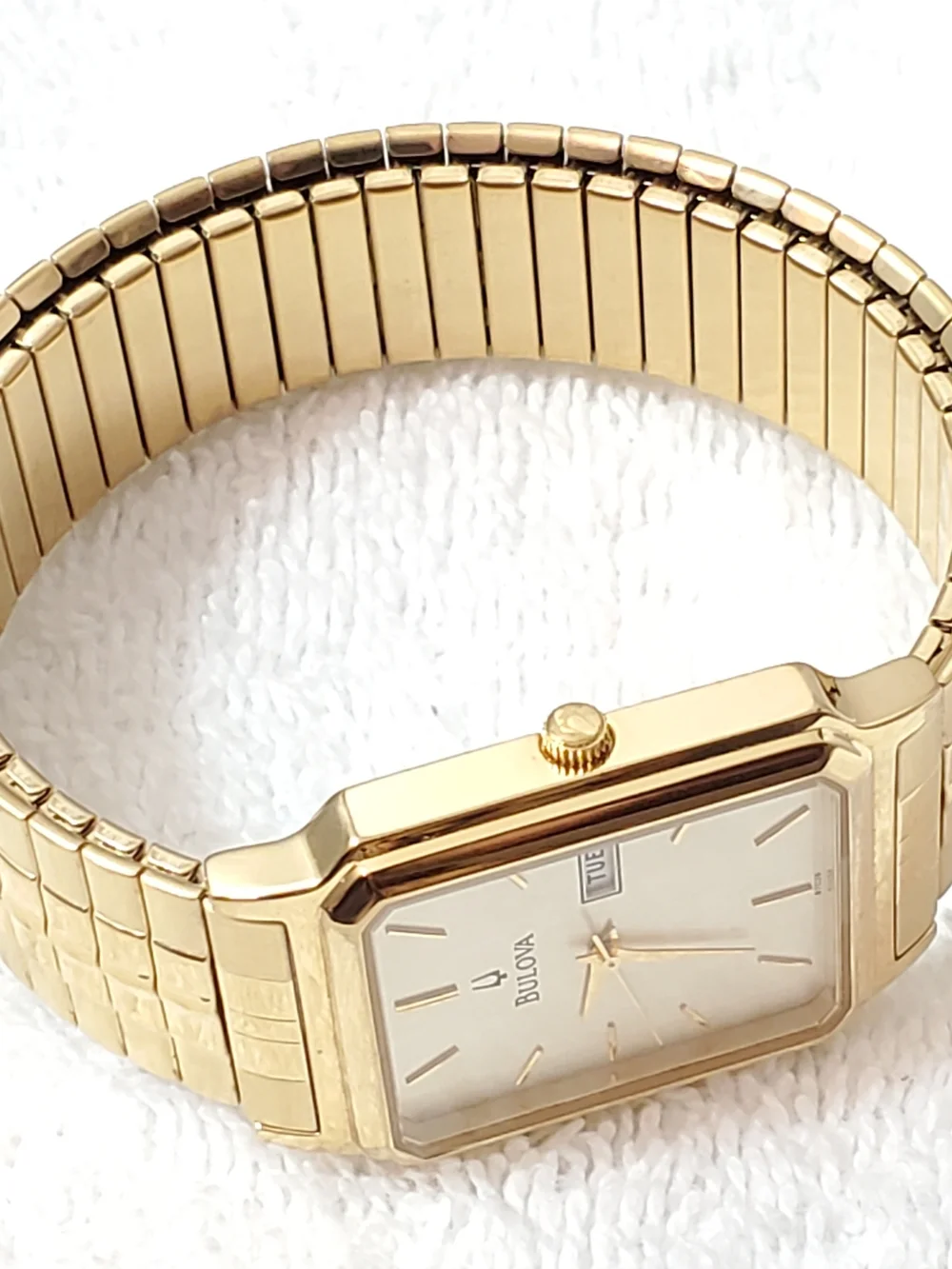 Bulova remarkably no